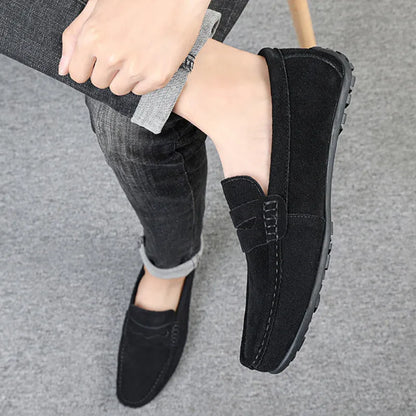 Men's solid colour suede slip-on loafers with round toe and flat rubber sole