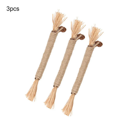 Natural silvervine chew sticks for cats with sisal rope for dental care, showing thick and fine diameter options