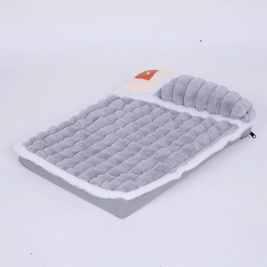 Large washable dog mat with detachable cover in grey colour, sized for autumn and winter use.