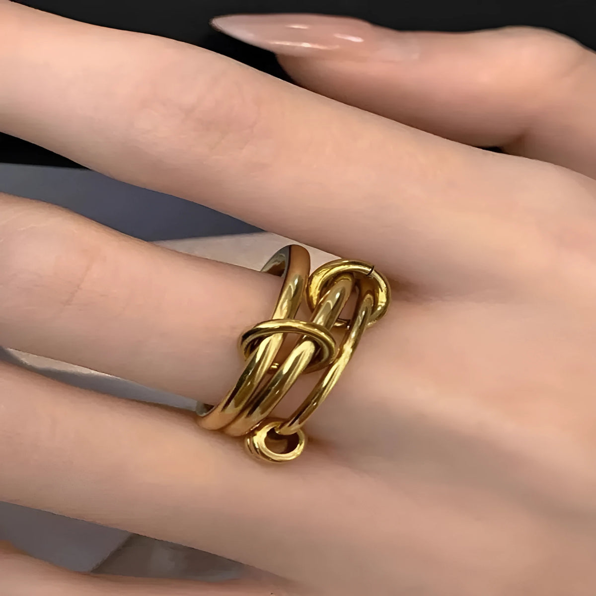 Gold electroplated titanium steel ring with geometric line design in Trinity ring gold B398, sizes 6 to 8