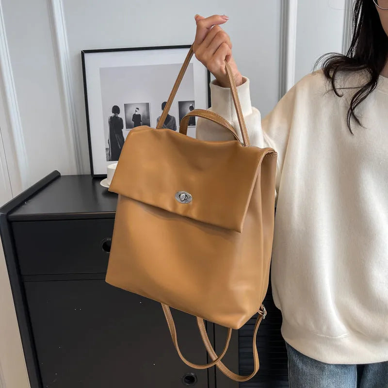 Retro large capacity women's backpack in PU with diamond grid and chain detail, free size, available in beige, black, silver, and brown
