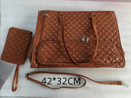 Women's quilted insulated lunch tote bag with laptop compartment and matching wallet in seven colour options