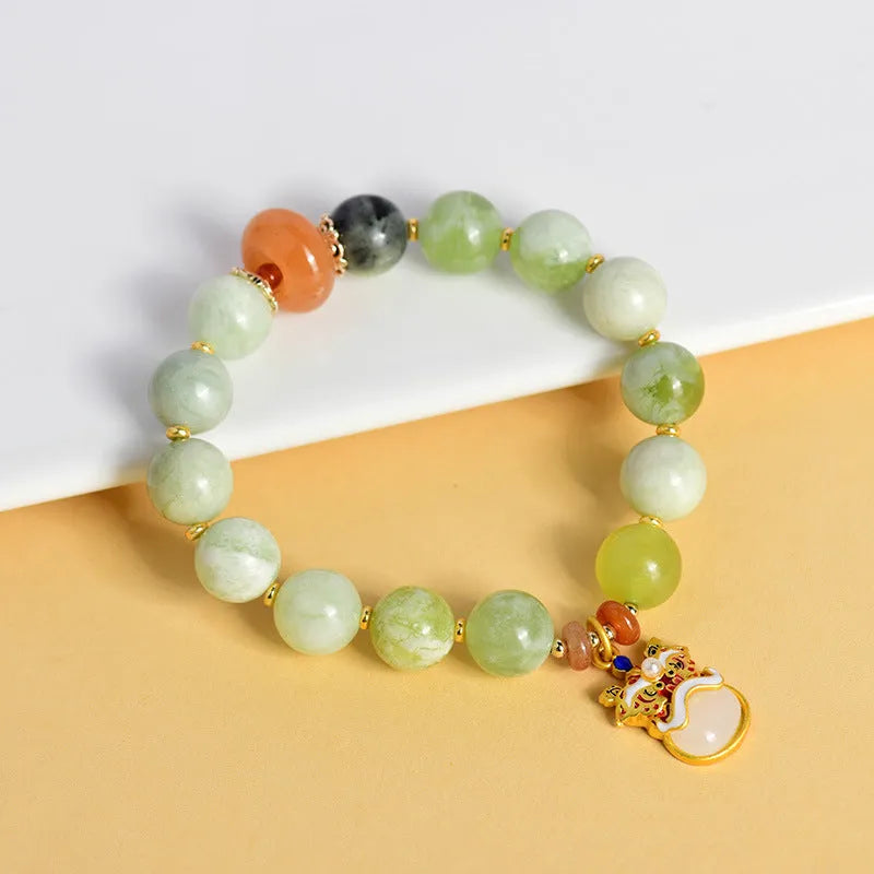 Green milk-in-water Xingshi jade pendant bracelet with 10mm geometric beads in retro women's jewellery style