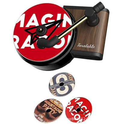 Classic Aroma-Diffusing Record Player Decoration - A unique and elegant home decor piece that diffuses soothing fragrances throughout your living space.