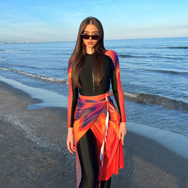 Women's swimsuit bikini three-piece set in polyester material, conservative pattern style, available in sizes S, M, L, XL, colour option 427 for sun protection beachwear and swimming.