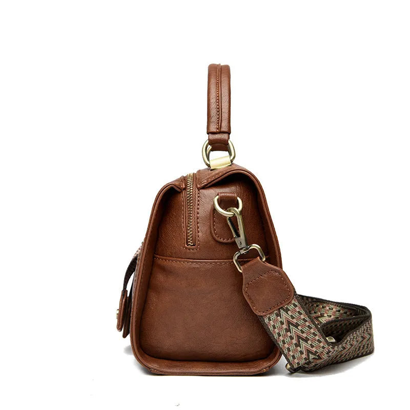 Women's grey one-shoulder crossbody bag with retro style and square shape