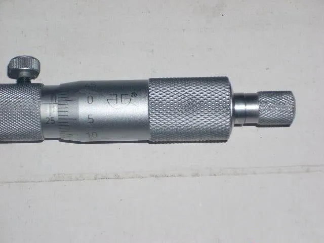 Depth micrometer measuring instrument with 0-100mm range scale and alloy construction