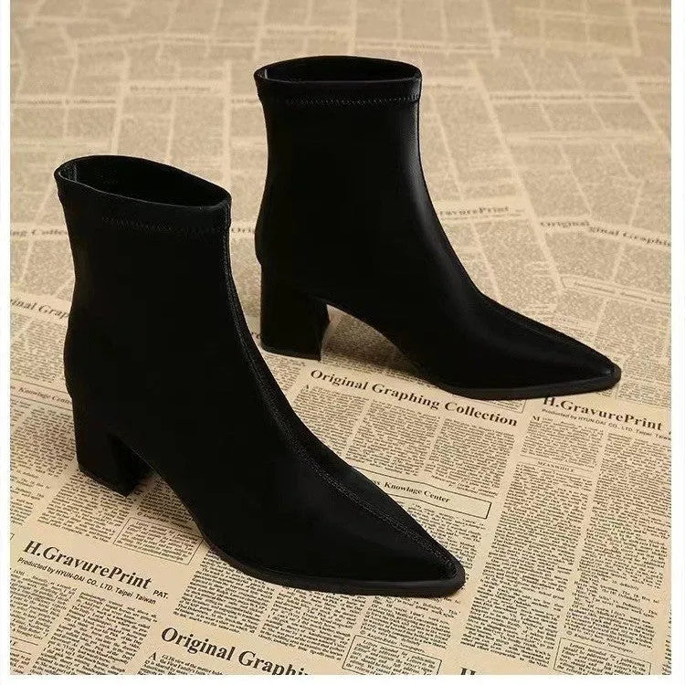 Women's Stretch Fashion Suedette Pointed Ankle Boots with Mid Heel and Rubber Sole, Casual Martin Boots for Leisure Wear in Black or Khaki, Sizes 34-43