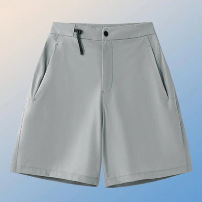 Men's khaki sports shorts with quick-drying fabric and elastic waist for running and climbing activities