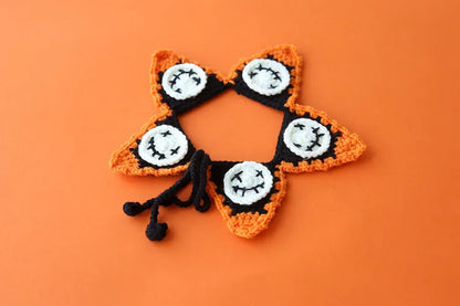 Wool jacquard triangle pet scarf with Halloween cartoon patterns for dogs and cats in S M L sizes