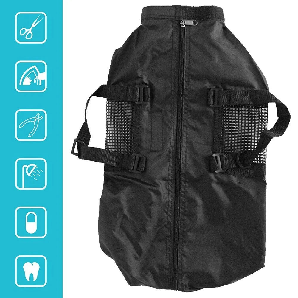 Black cat restraint bag with dimensions 28×17×2.5cm for grooming and feeding procedures