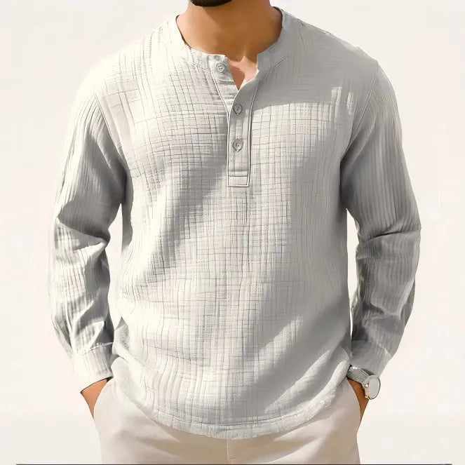Slim fit long sleeve shirt with round neck and 3/4 sleeves in linen-style fabric