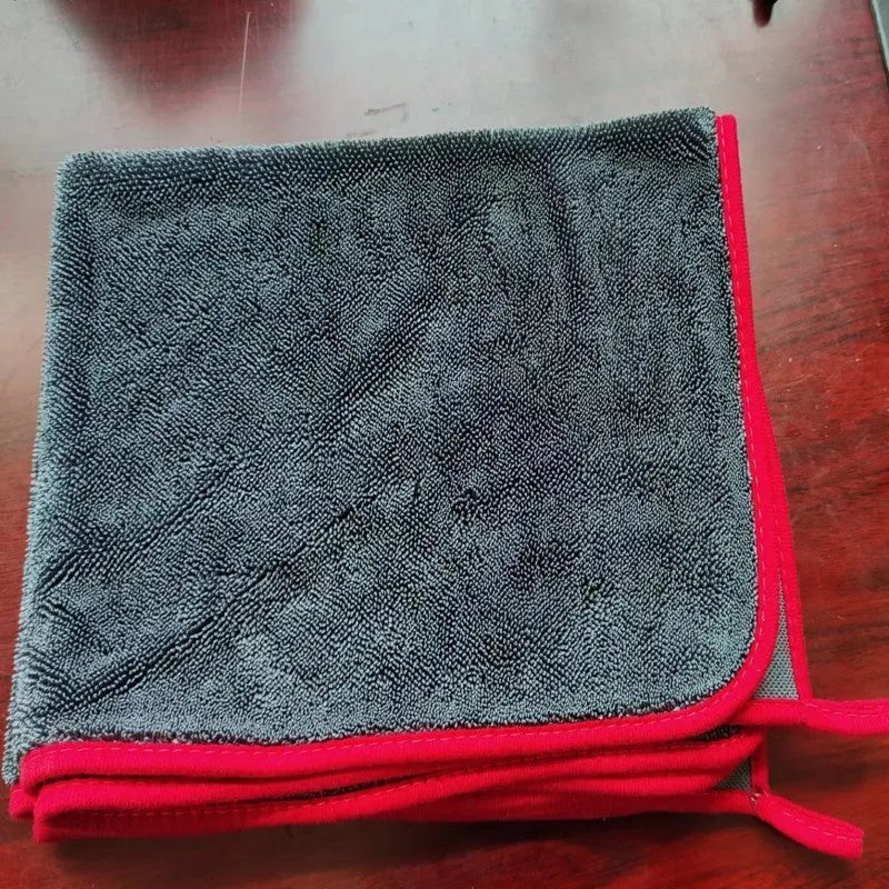 Small braid twisted grey car cleaning towel with red edge trim for automotive glass washing