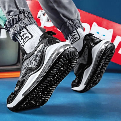 Men's casual shoes in Space Black with a rubber sole and air cushion height feature