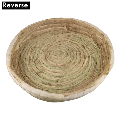 Straw woven bowl-shaped cat bed and scratching board made from straw and corn husk, hand-woven pet nest in five sizes.