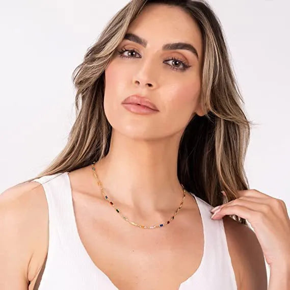 Ladies' crystal pendant necklace with a 41-50cm adjustable alloy chain, featuring an electroplated finish and a geometric glass pendant in a random colour selection.