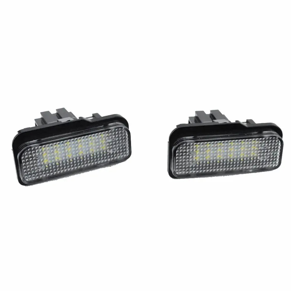 Mercedes Benz LED licence plate light for W203 W211 W219 R171 models showing 18 SMD LEDs
