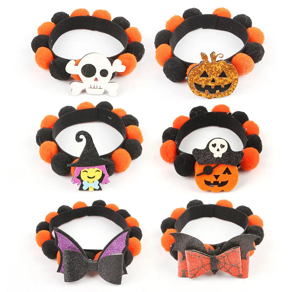 Halloween pet collar with fur ball decoration in pumpkin design