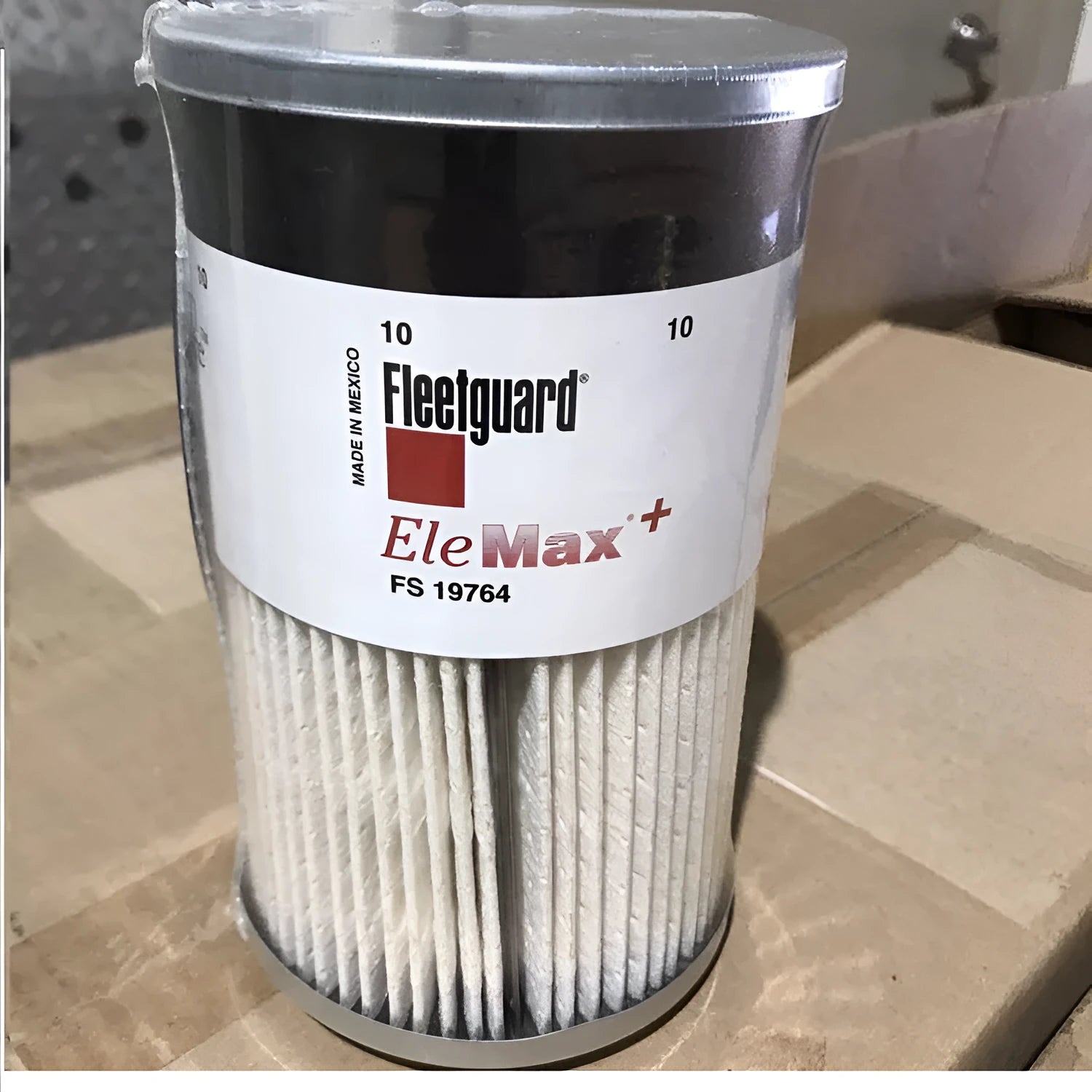 Diesel fuel filter FS19764 with dimensions 106.93 mm diameter and 178.79 mm height for generator sets