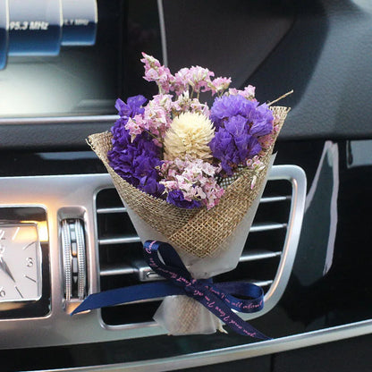 Dried flower car air freshener set with colourful bouquet and fragrance strips for air conditioning vents