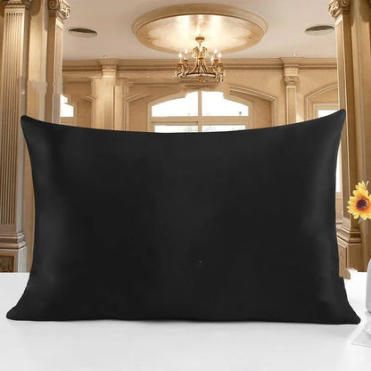 19 M double-sided silk pillowcase in champagne colour showing smooth texture and hem detailing