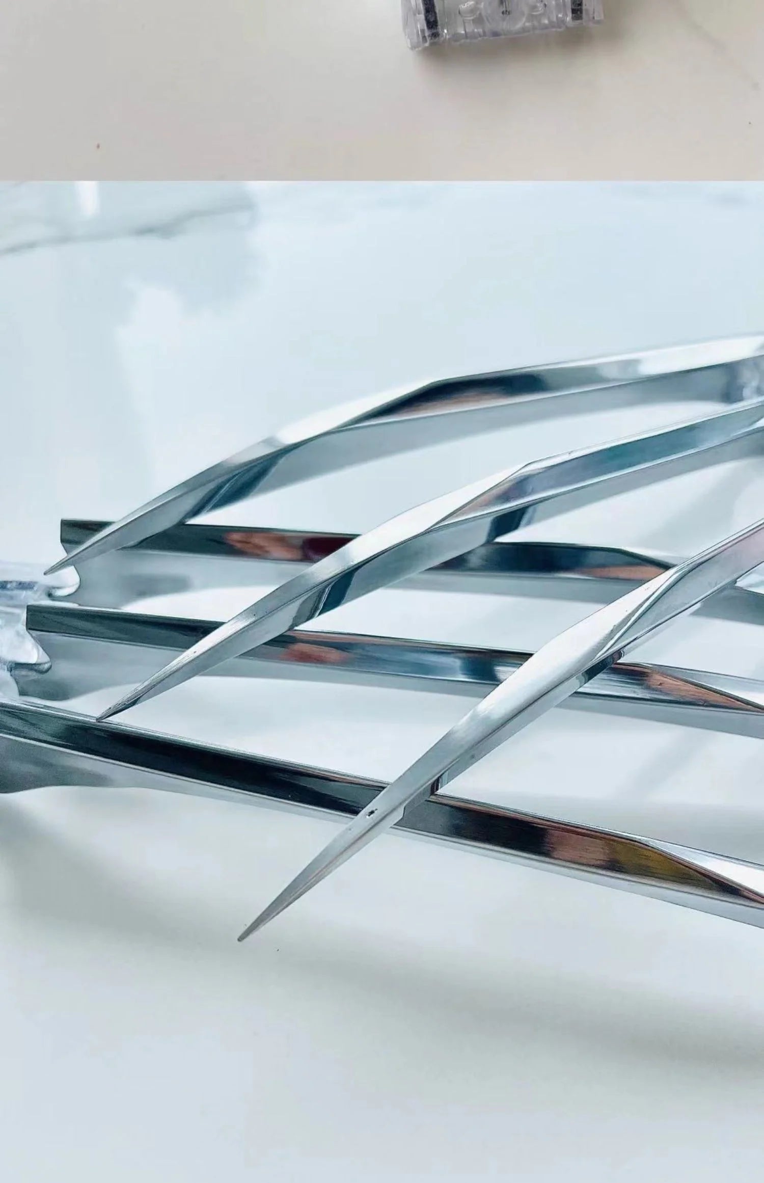 Aluminium alloy cosplay war claws in mirror and matte finishes
