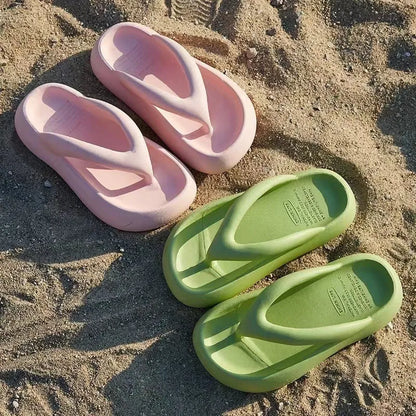 Solid colour thick-soled flip-flops with a bow on the strap, shown in multiple colour options.