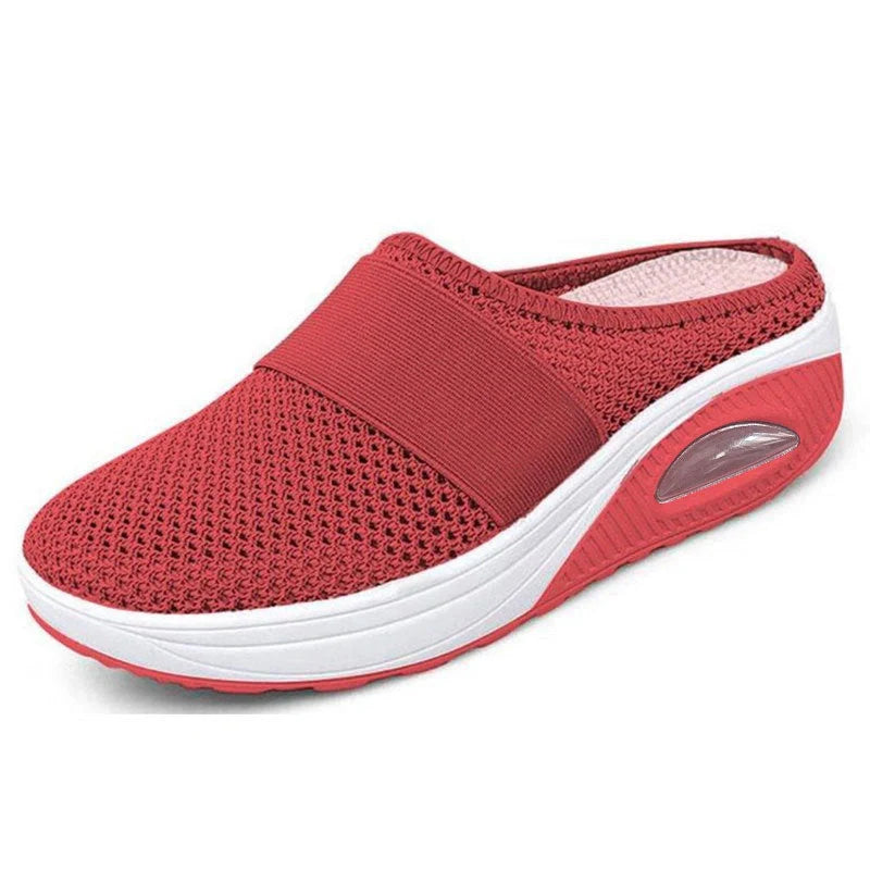 Women's breathable mesh flat sandals with thick sole in various colours