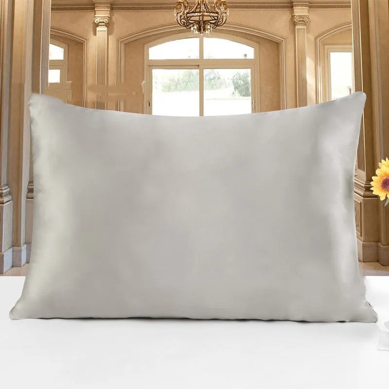 19 M double-sided silk pillowcase in champagne colour showing smooth texture and hem detailing