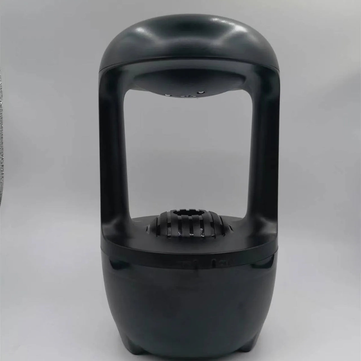 Round anti gravity water drop humidifier in black or white, 120x120x229mm, with atmosphere lamp and USB power.
