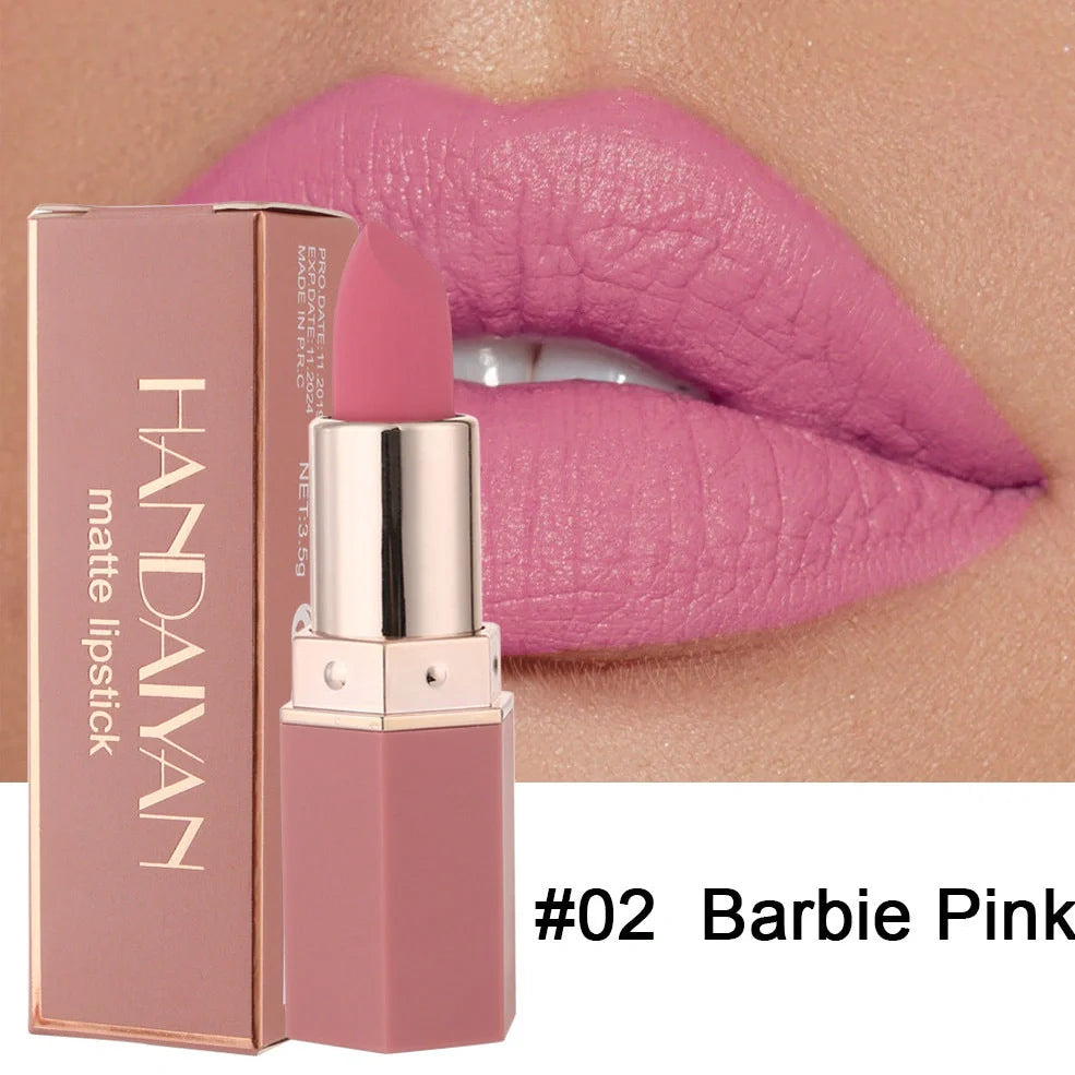 HANDAIYAN matte nourishing lipstick in six colours showing 3.5cm length and 1.2cm diameter bullet