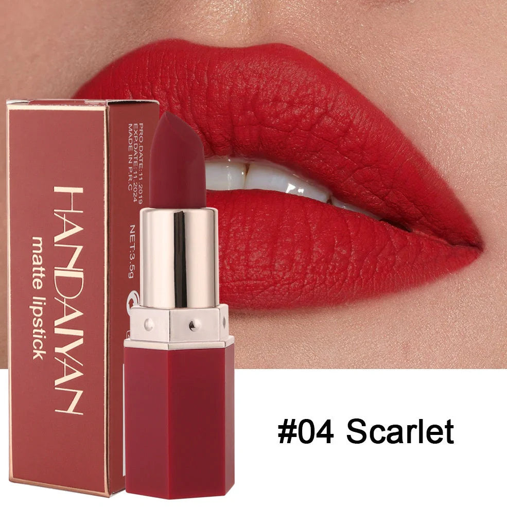 HANDAIYAN matte nourishing lipstick in six colours showing 3.5cm length and 1.2cm diameter bullet