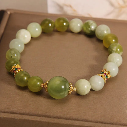 Original design jade bracelet in Xiuyan jade green colour, women's light luxury sweet Mori style jewellery.