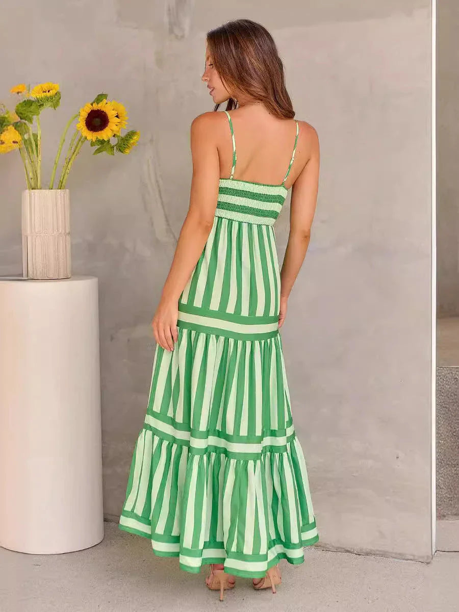 Stylish striped backless beach dress with pockets for women's summer vacation and beach wear