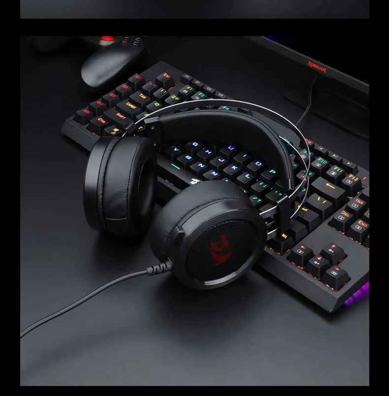 Computer gaming headset wired headset with a 2-metre cable and 3.5mm jack, a dual audio stereo headset for PC and laptop use in black