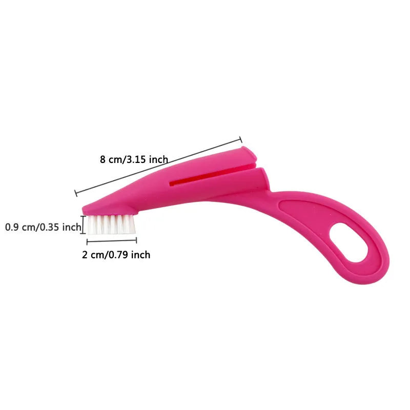 Pet finger toothbrush dog cat cleaning supplies with soft silicone bristles and ergonomic finger sleeve design in red or white colour for tartar removal and bad breath control, 20cm long and 3cm wide with high-quality PP material