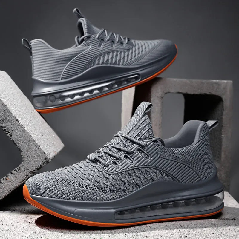 Men's solid colour mesh running shoes with rubber sole and lace-up front