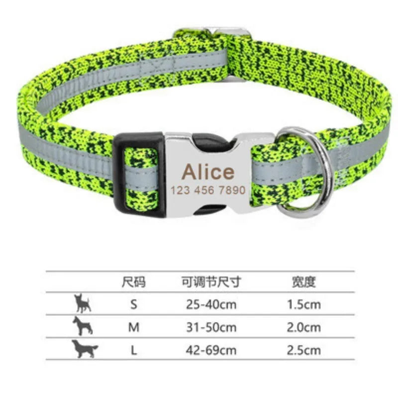 Adjustable dog collar in black, green, or rose red with buckle fastening in small, medium, or large sizes