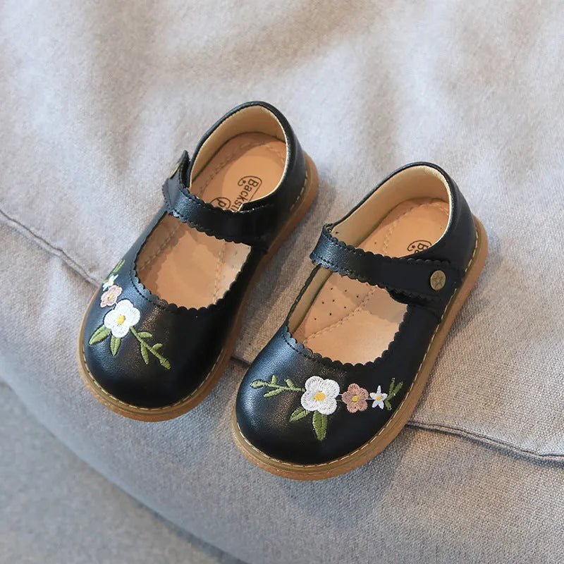 Girls' leather shoes with embroidery, Velcro fastening, two-layer cowhide upper, beef tendon sole, black khaki or ivory white