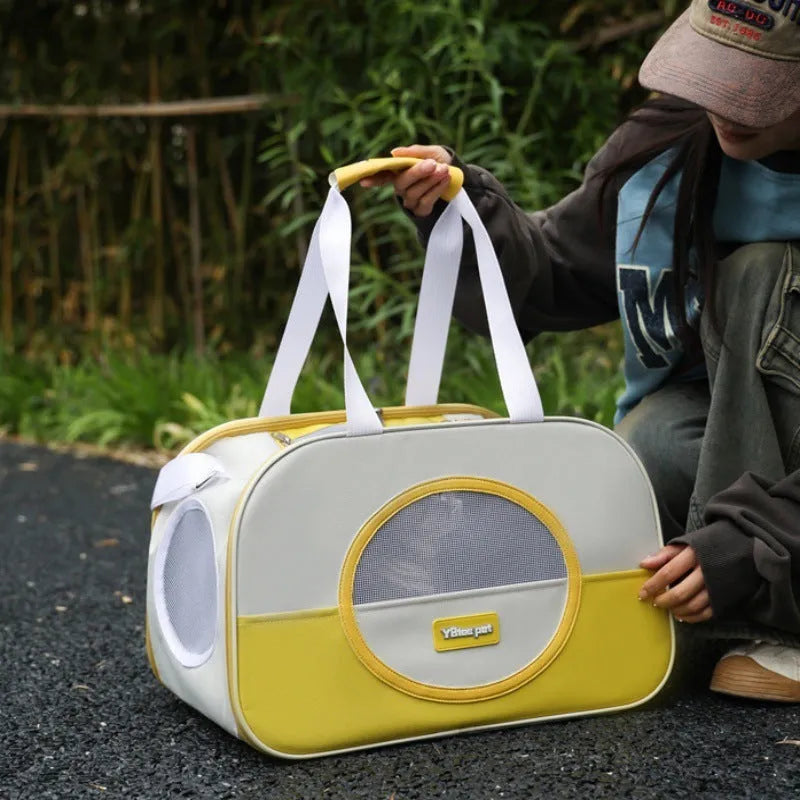 Outdoor portable foldable cat backpack in Oxford cloth with contrast colour design and 15 Jin capacity