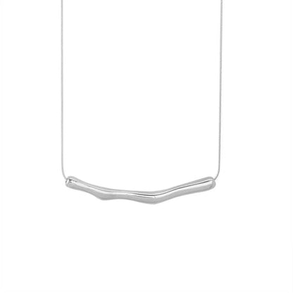 Women's titanium steel pleated necklace in gold or steel colour with irregular textured design
