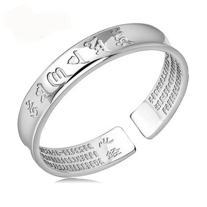 Silver-plated bracelet with engraved inspirational words, vintage-inspired design, elegant and sophisticated accessory