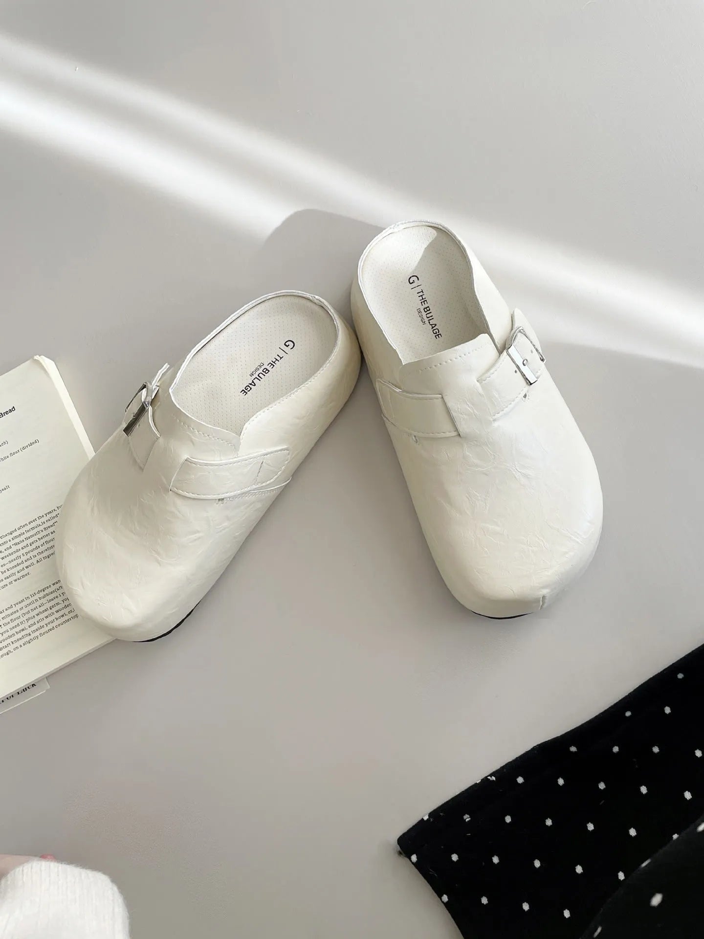 Flat buckle casual sneakers in yellow with round toe and PU upper