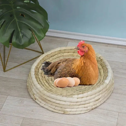 Straw woven bowl-shaped cat bed and scratching board made from straw and corn husk, hand-woven pet nest in five sizes.