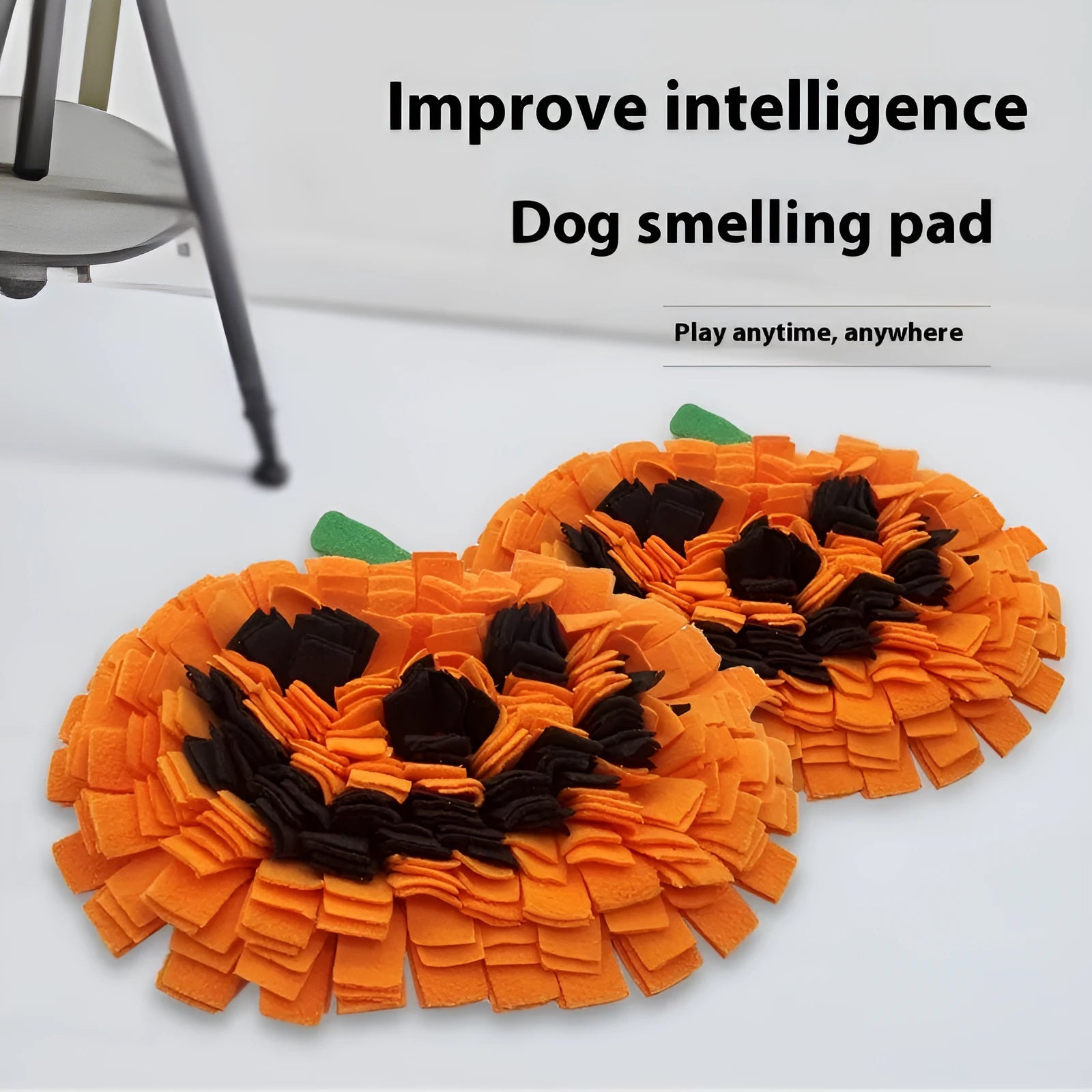 Pumpkin-shaped pet training mat in polar fleece for scent games and slow feeding