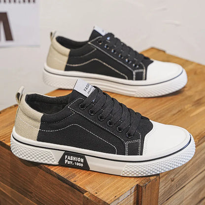 Men's canvas skate shoes in blue with PVC soles and lace-up front