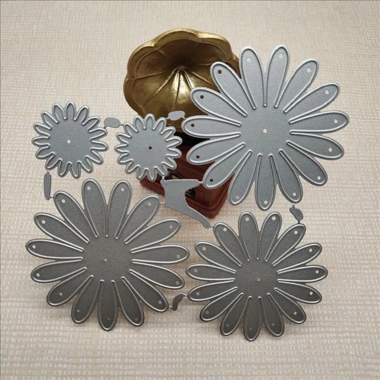 Silver high carbon steel cutting knife mould set measuring 12.5x13cm with floral etching design