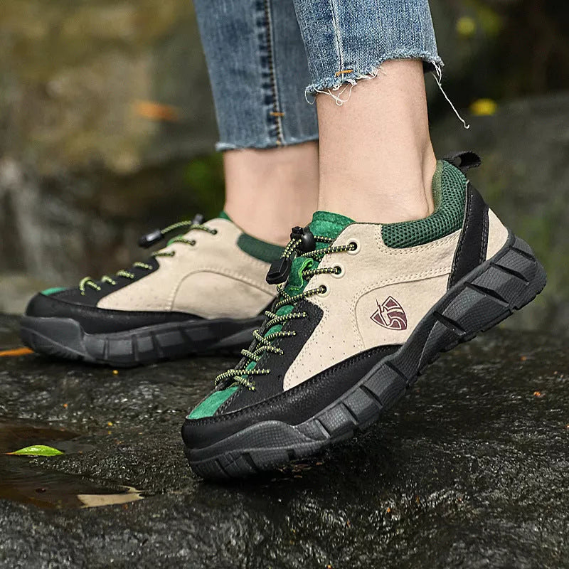 Outdoor Casual Sneaker Mountain Climbing Shoes with wear-resistant rubber sole