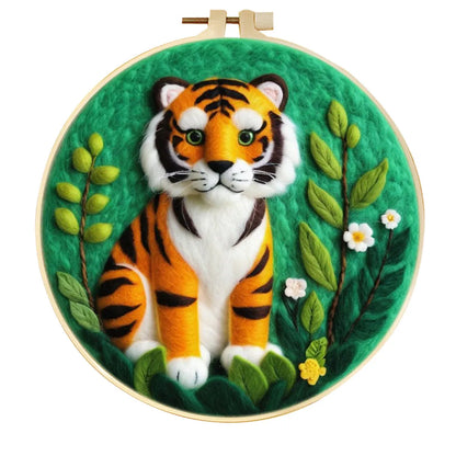Round three-dimensional embroidery kit with linen fabric, wool felt pieces, and embroidery frame for 20x20 cm blanket painting