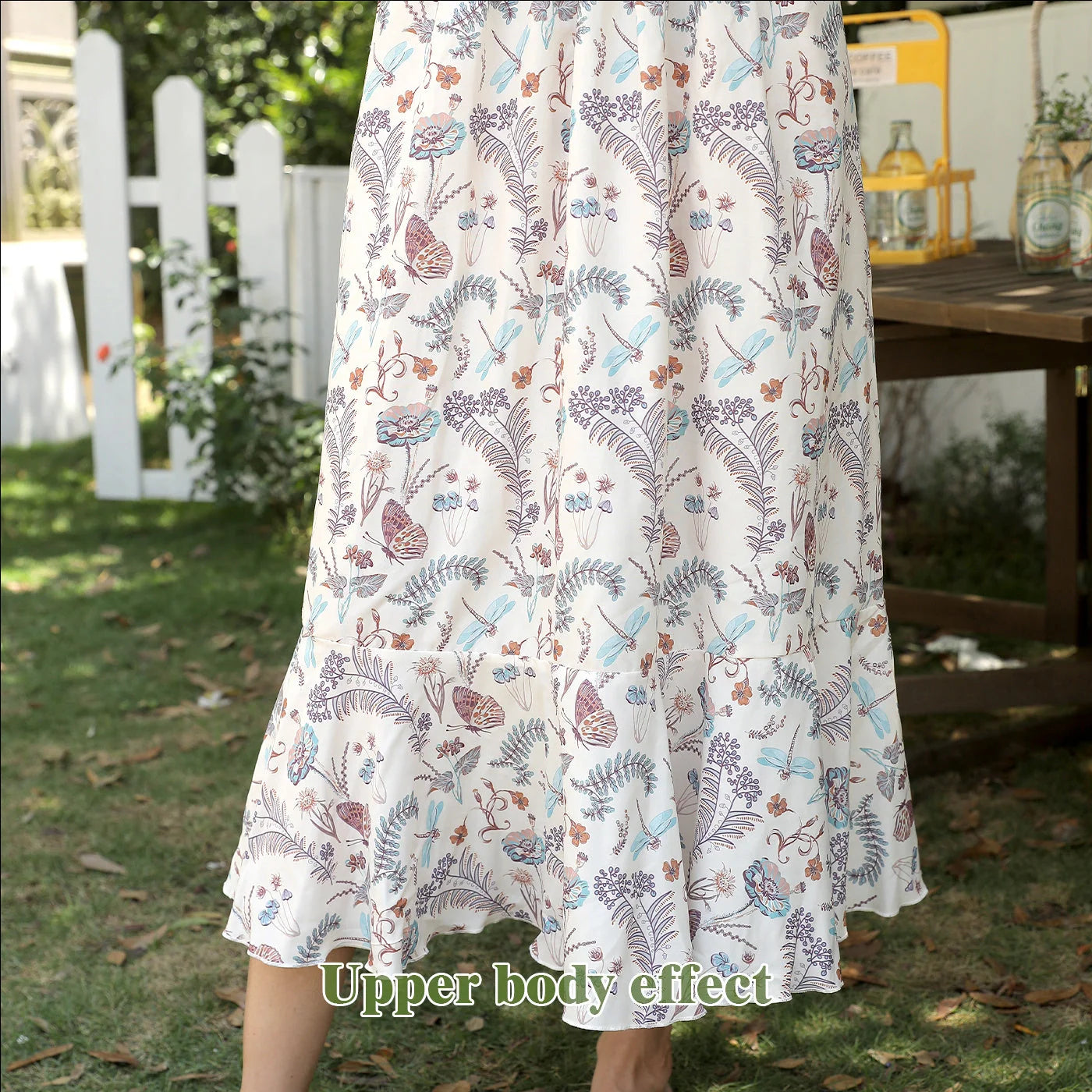 Elegant women's square neck printed long sleeve dress in floral design